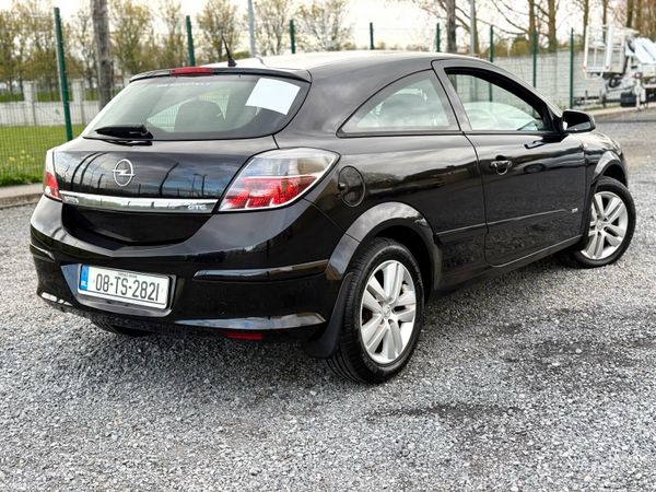 Opel Astra Hatchback, Petrol, 2008, Black