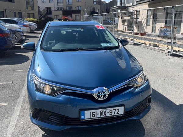 Toyota Auris Hatchback, Diesel, 2016, Blue