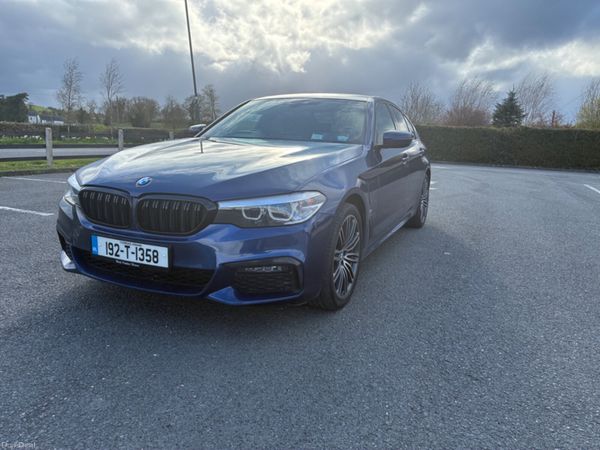 BMW 5-Series Saloon, Petrol Plug-in Hybrid, 2019, Blue