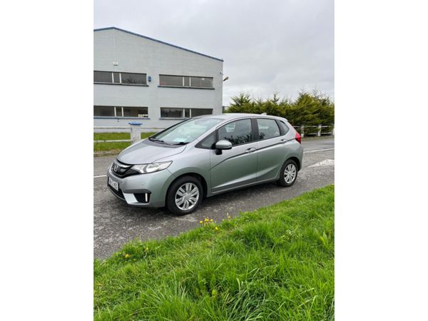 Honda Jazz Hatchback, Petrol, 2018, Grey