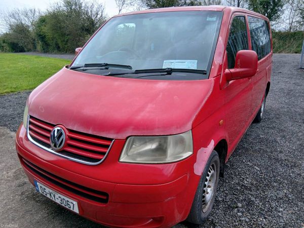 Volkswagen Shuttle Minibus, Diesel, 2005, Red
