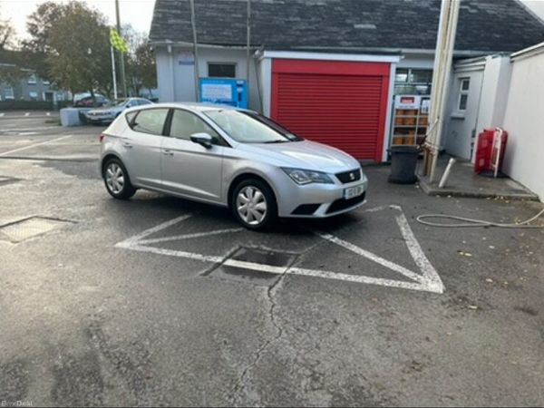 SEAT Leon Hatchback, Diesel, 2013, Silver