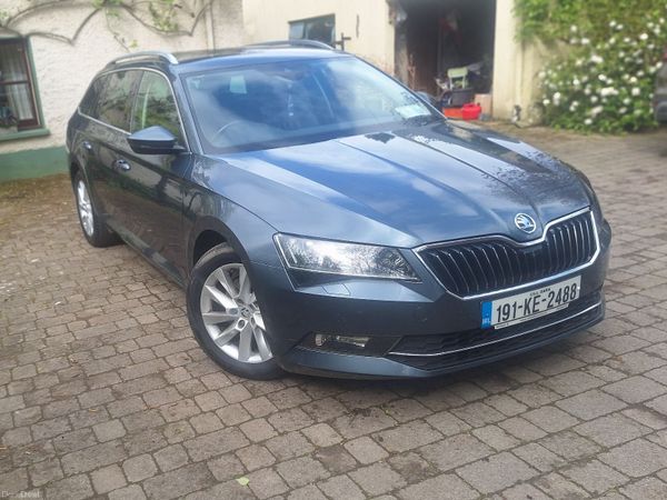 Skoda Superb Estate, Diesel, 2019, Grey