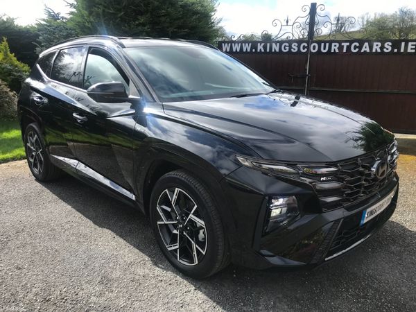 Hyundai Tucson MPV, Petrol, 2025, Black