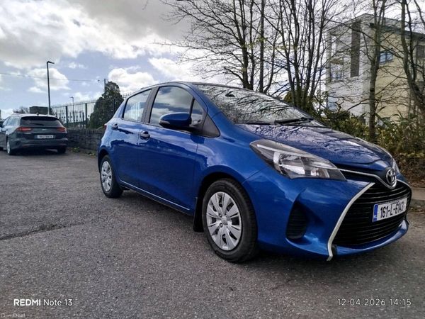 Toyota Yaris Hatchback, Petrol, 2016, Blue