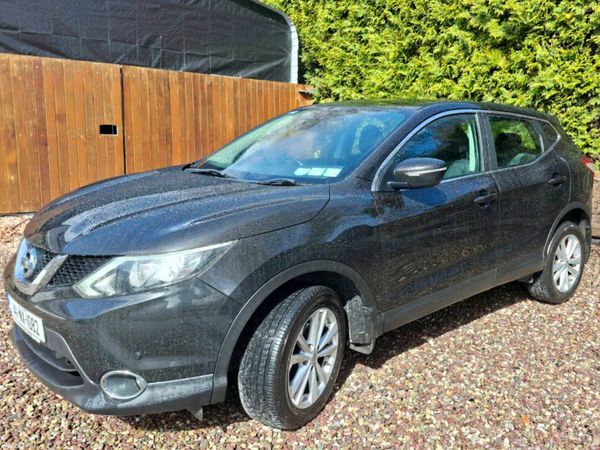 Nissan Qashqai Hatchback, Diesel, 2014, Black