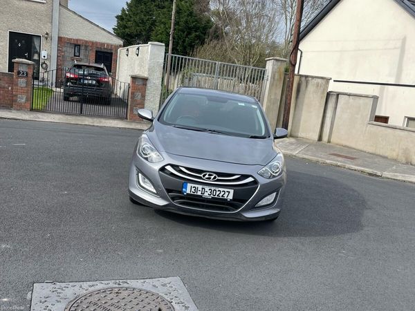 Hyundai i30 Hatchback, Petrol, 2013, Grey