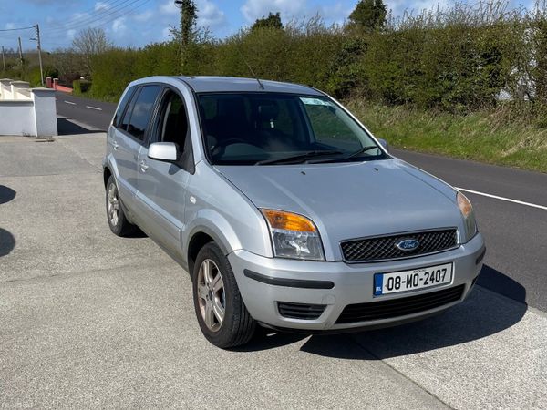 Ford Fusion Hatchback, Petrol, 2008, Silver