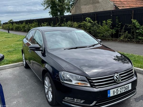 Volkswagen Passat Saloon, Diesel, 2011, Black