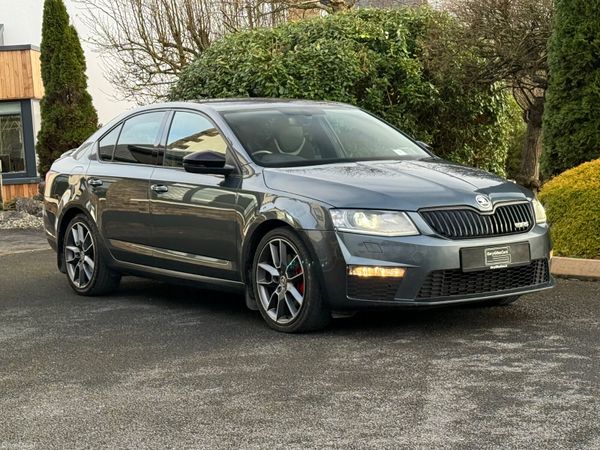 Skoda Octavia Saloon, Diesel, 2016, Grey