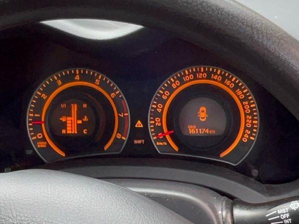 Toyota Auris Hatchback, Petrol, 2008, Silver