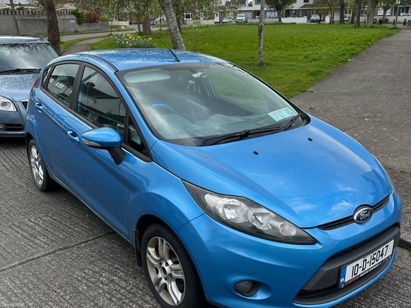 Ford Fiesta Hatchback, Petrol, 2010, Blue