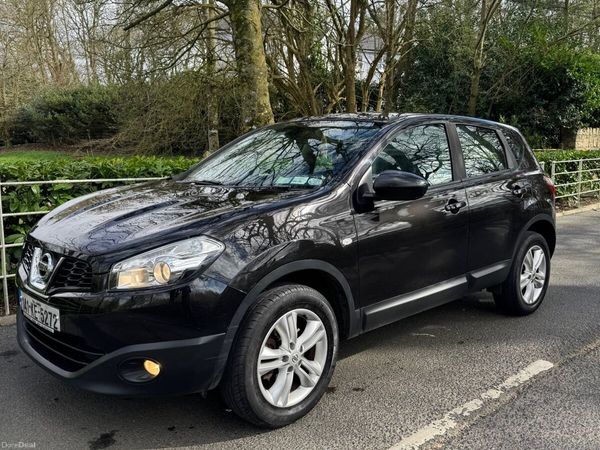 Nissan Qashqai Hatchback, Diesel, 2014, Black