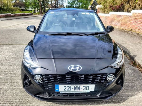 Hyundai i10 Hatchback, Petrol, 2022, Black