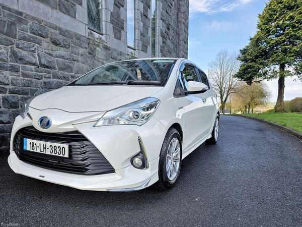 Toyota Vitz Hatchback, Petrol Hybrid, 2018, White