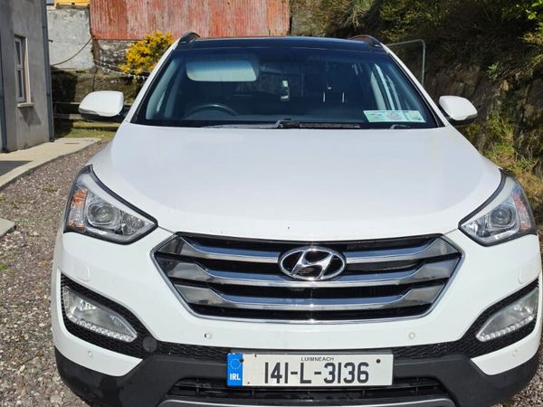 Hyundai Santa Fe SUV, Diesel, 2014, White