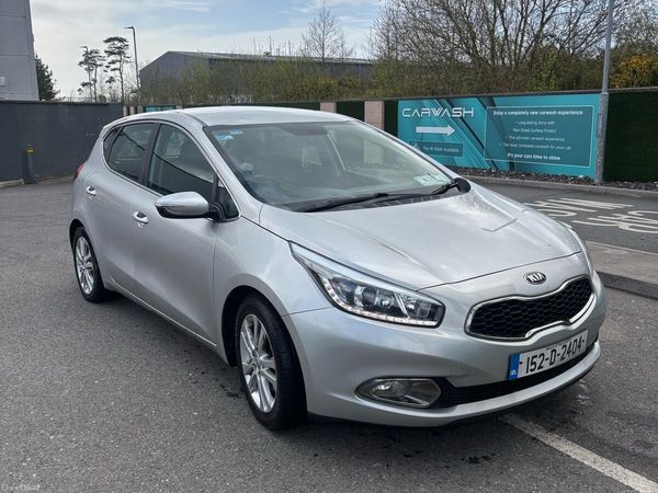 Kia Ceed Hatchback, Diesel, 2015, Silver