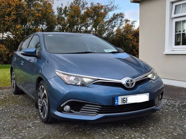 Toyota Auris Hatchback, Diesel, 2016, Blue
