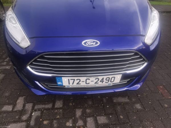 Ford Fiesta Hatchback, Petrol, 2017, Blue