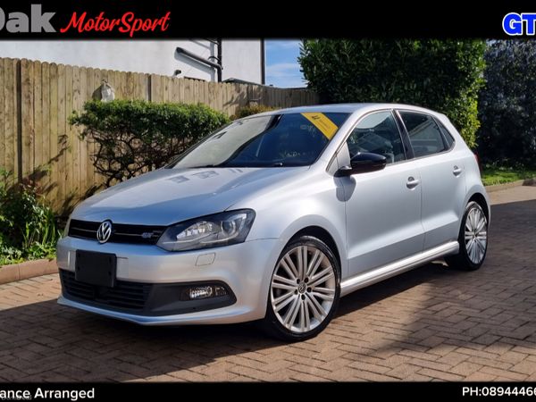 Volkswagen Polo Hatchback, Petrol, 2014, Silver