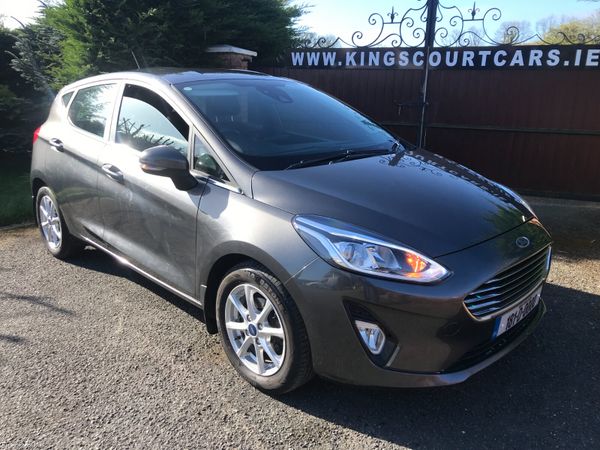 Ford Fiesta Hatchback, Petrol, 2018, Grey