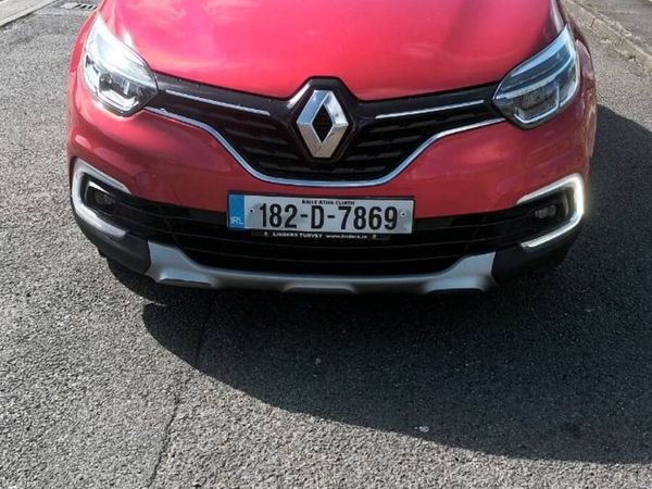 Renault Captur Hatchback, Diesel, 2018, Red