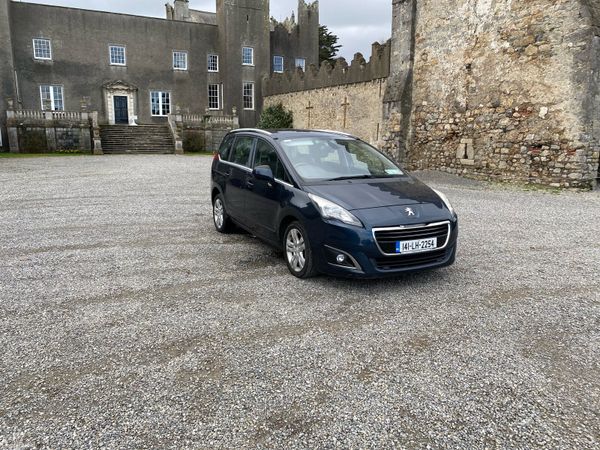 Peugeot 5008 MPV, Diesel, 2014, Blue