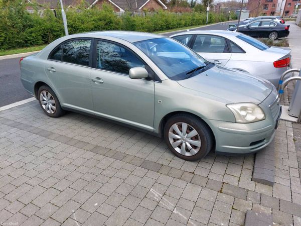 Toyota Avensis Saloon, Petrol, 2006, Green