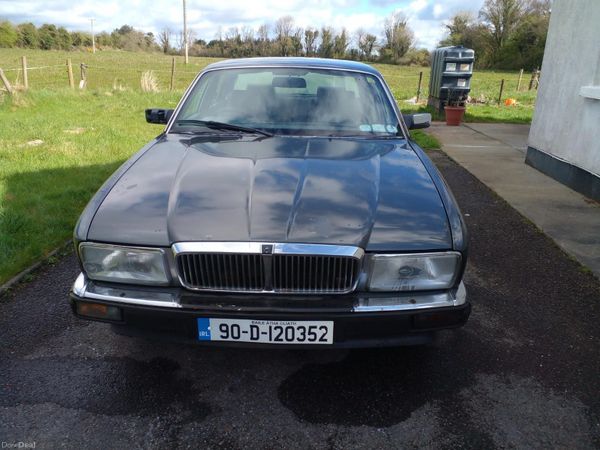 Jaguar Other Saloon, Petrol, 1990, Grey