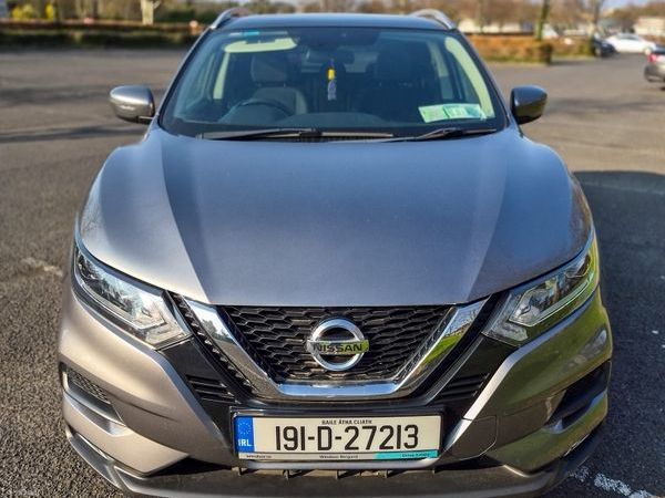 Nissan Qashqai MPV, Diesel, 2019, Grey