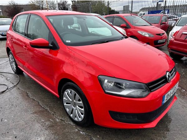 Volkswagen Polo Hatchback, Petrol, 2013, Red