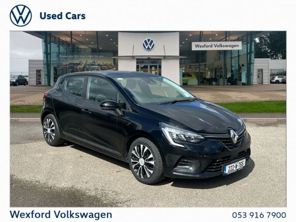 Renault Clio Hatchback, Petrol, 2022, Black