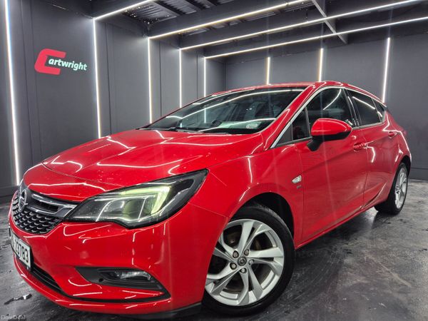 Opel Astra Hatchback, Diesel, 2018, Red