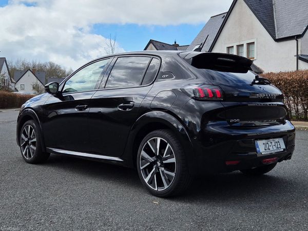Peugeot 208 Hatchback, Petrol, 2021, Black