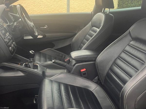 Volkswagen Scirocco Hatchback, Diesel, 2014, Black