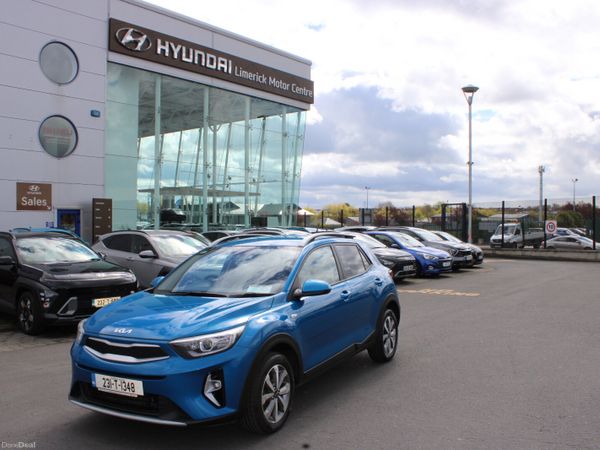 Kia Stonic Estate/Jeep, Petrol, 2023, Blue