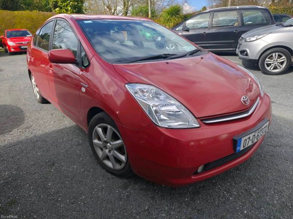 Toyota Prius Hatchback, Petrol Hybrid, 2007, Red