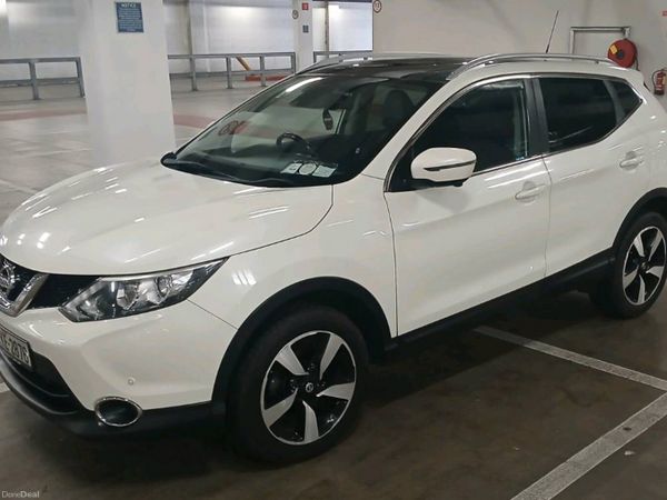 Nissan Qashqai Hatchback, Diesel, 2016, White