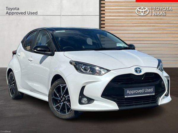 Toyota Yaris Hatchback, Petrol Hybrid, 2023, White