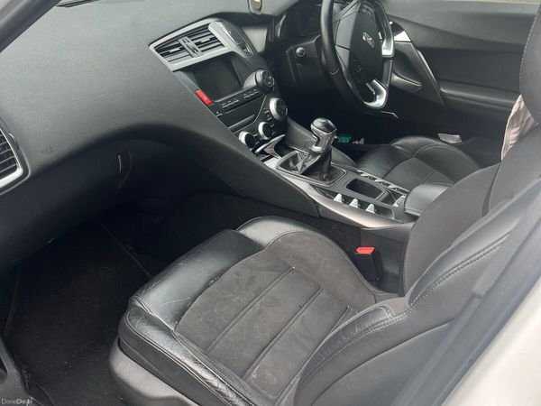 DS Automobiles DS 5 Hatchback, Diesel, 2019, White