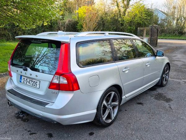 Volvo V70 Estate, Diesel, 2012, Silver