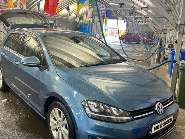 Volkswagen Golf Hatchback, Petrol, 2014, Blue