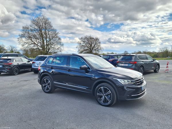 Volkswagen Tiguan SUV, Diesel, 2023, Black