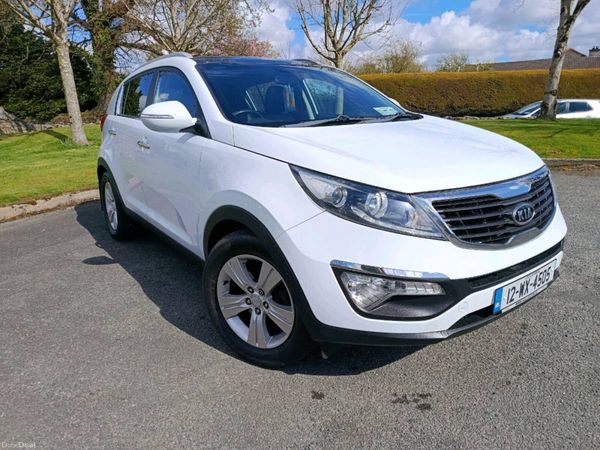 Kia Sportage SUV, Diesel, 2012, White
