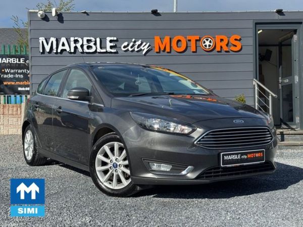 Ford Focus Hatchback, Diesel, 2017, Grey