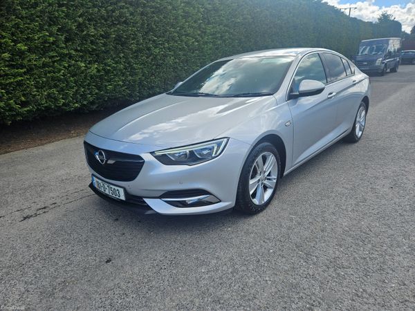 Opel Insignia Hatchback, Petrol, 2018, Grey