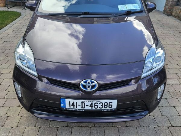 Toyota Prius Hatchback, Petrol Hybrid, 2014, Purple