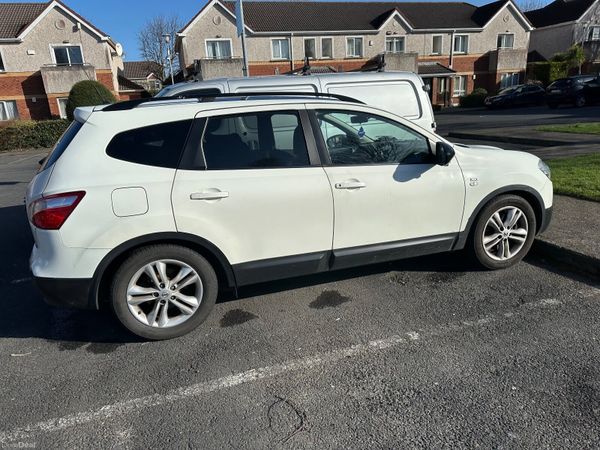 Nissan Qashqai+2 MPV, Diesel, 2013, White