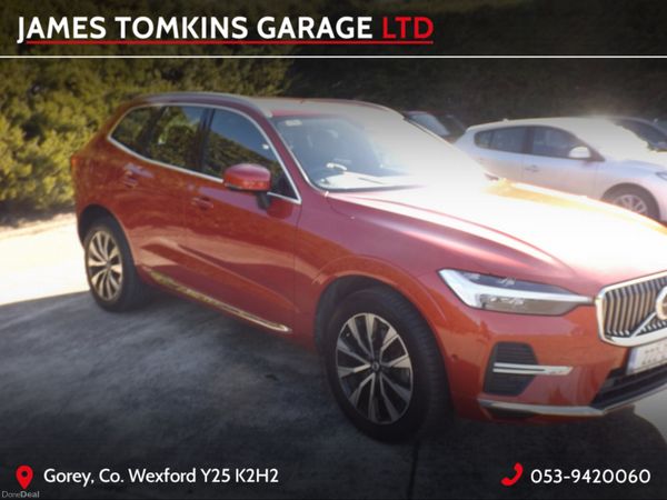 Volvo XC60 Estate, Diesel, 2022, Orange