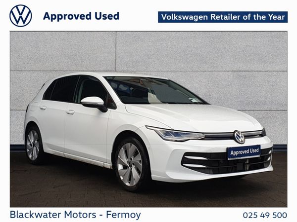 Volkswagen Golf Estate, Petrol, 2026, White